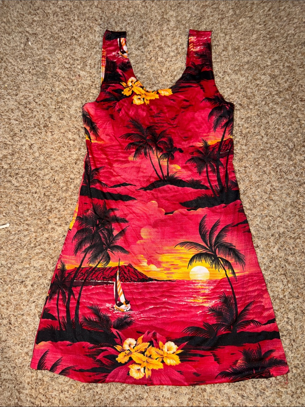 VINTAGE - HAWAIIAN SUNSET RED TROPICAL PRINT DRESS